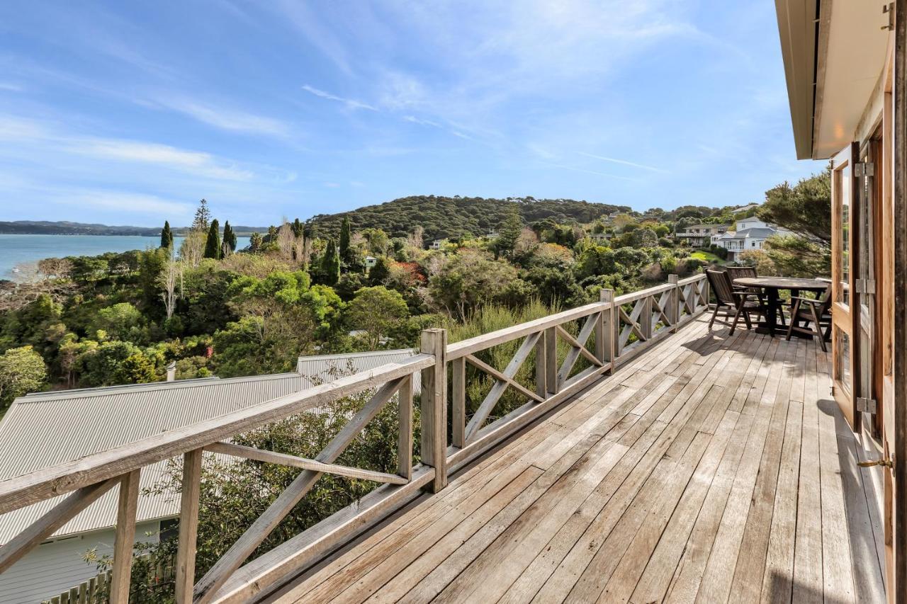 Te Maiki Retreat - Russell Holiday Home Экстерьер фото